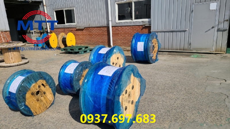 Thiết Bị Cầu Trục MTT Hàn Quốc Cáp dẹt cầu trục 6SQx4C+1.5SQx10C Thiết Bị Cầu Trục MTT Hàn Quốc Cáp dẹt cầu trục 6SQx4C+1.5SQx10C