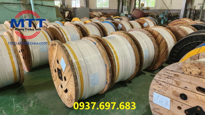 Thiết Bị Cầu Trục MTT Hàn Quốc Cáp dẹt cầu trục 6SQx4C+1.5SQx10C Thiết Bị Cầu Trục MTT Hàn Quốc Cáp dẹt cầu trục 6SQx4C+1.5SQx10C