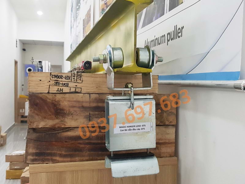 Thiết Bị Cầu Trục MTT Hàn Quốc Con lăn đầu cáp dầm I 