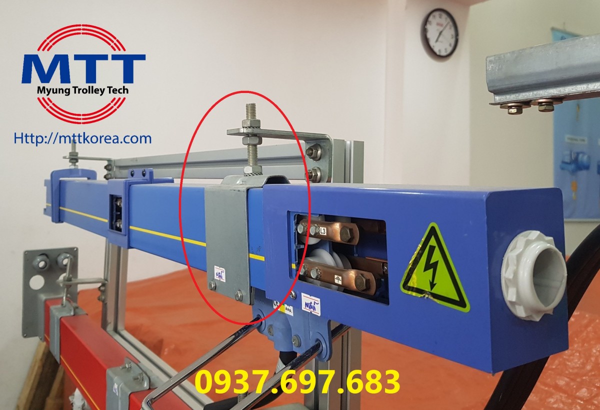 Thiết Bị Cầu Trục MTT Hàn Quốc Kẹp cố định ray điện hộp kín Thiết Bị Cầu Trục MTT Hàn Quốc Kẹp cố định ray điện hộp kín