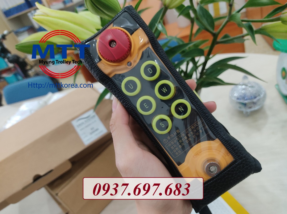 Thiết Bị Cầu Trục MTT Hàn Quốc Bộ điều khiển từ xa SAGA-600N 